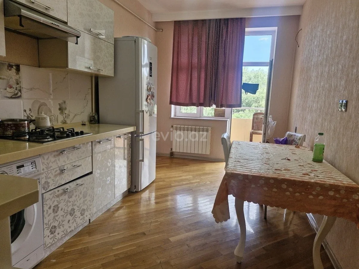 Kirayə 2 otaqlı mənzil 20 Yanvar metrosu yaxınlığında — Bakı