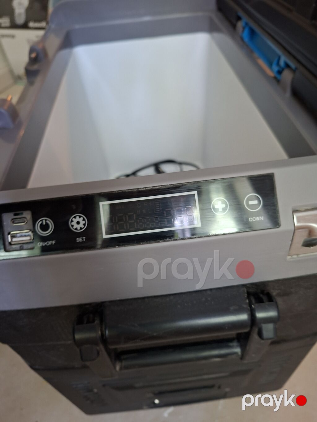 Iceberg portativ avtomobil soyuducusu/dondurucusu Chox qz istifade — Avtomobil üçün soyducu, Bakı (3)