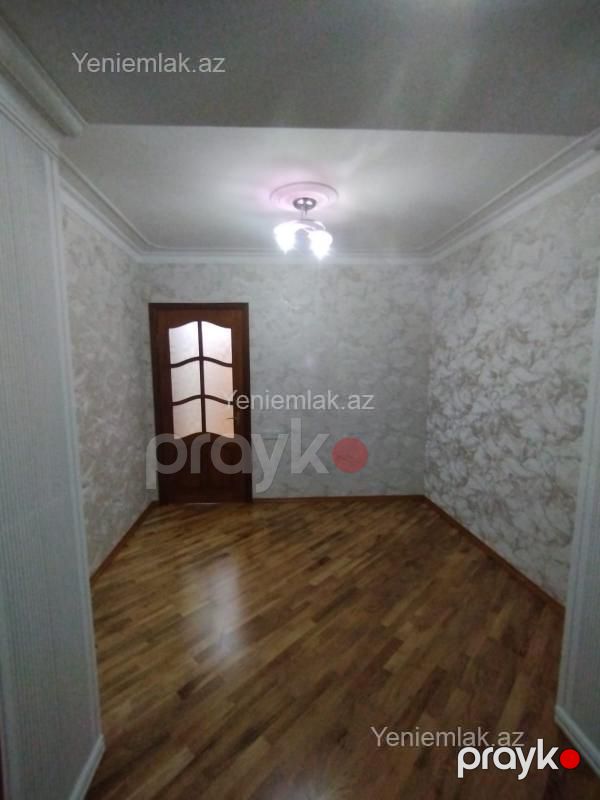 Satılır 4 otaqlı Bina evi menzil (Köhnə tikili), 90 m², 17-ci mikrorayon — Mənzil, Sumqayıt (8)