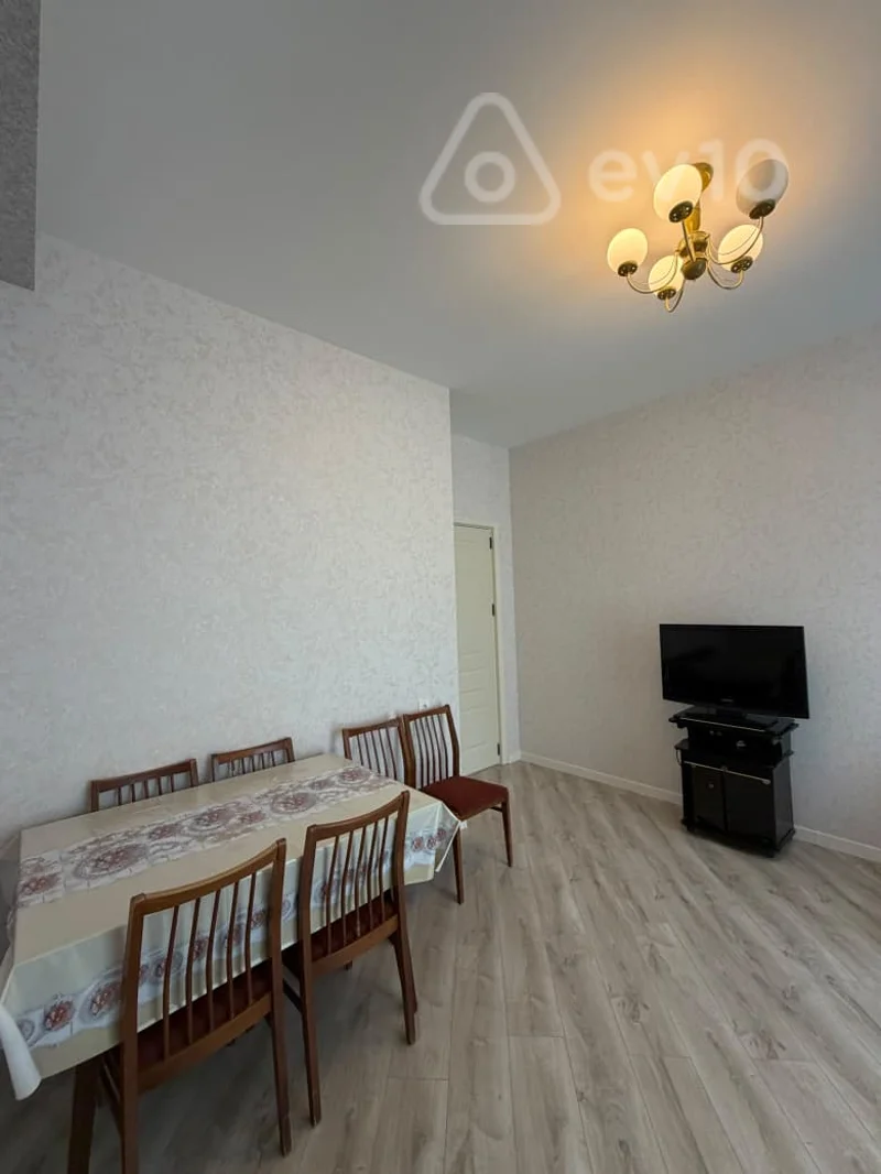 3 otaqlı mənzil, 84 m², tibb universteti — kirayə — Mənzil, Bakı (11)