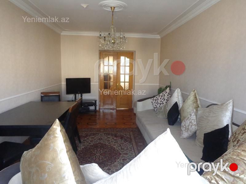 Satılır 3 otaqlı Bina evi menzil (Köhnə tikili), 100 m², Yasamal rayonu — Mənzil, Bakı (4)