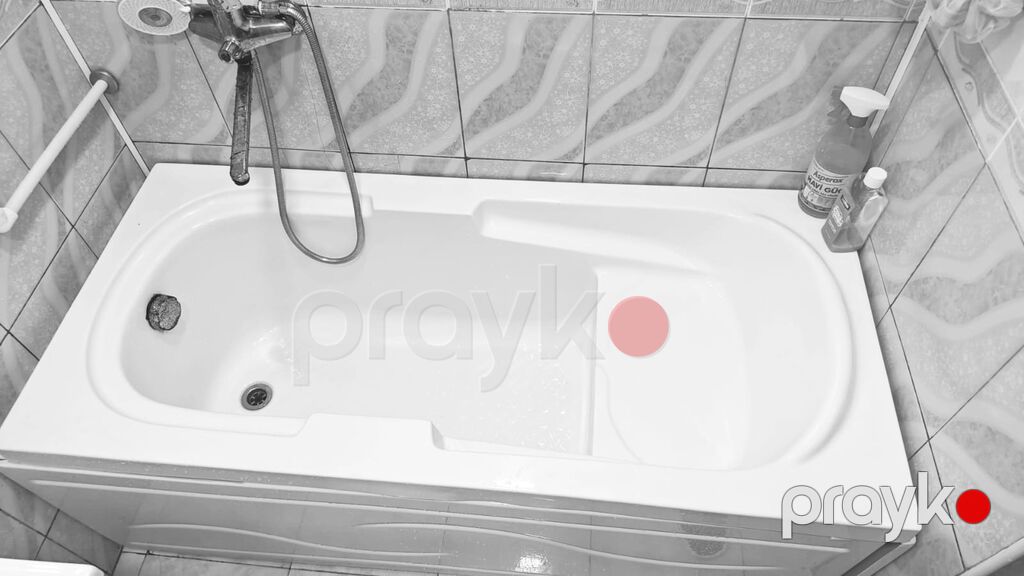 Akril vanna – kompakt, künc yerləşdirmə üçün uyğun model. - Material — Vannalar və jakuzi, Sumqayıt (2)