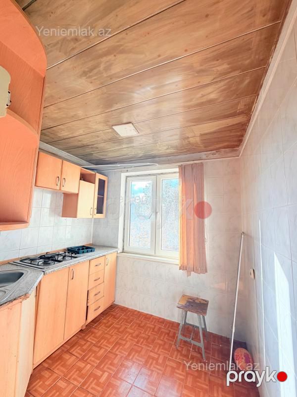 Satılır 2 otaqlı Bina evi menzil (Köhnə tikili), 48 m², 4-cü mikrorayon — Mənzil, Sumqayıt (8)
