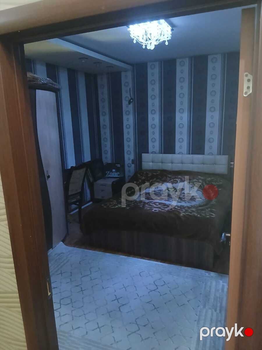 Satılır 2 otaqlı köhnə tikili 65 m² — Mənzil, Bakı (2)