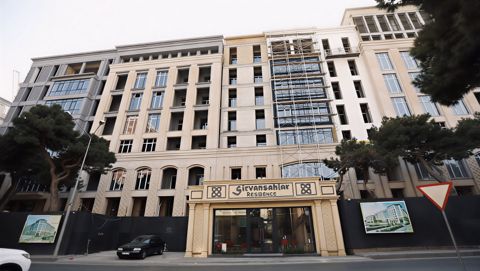 Satılır 3 otaqlı yeni tikili 135.6 m² — Bakı