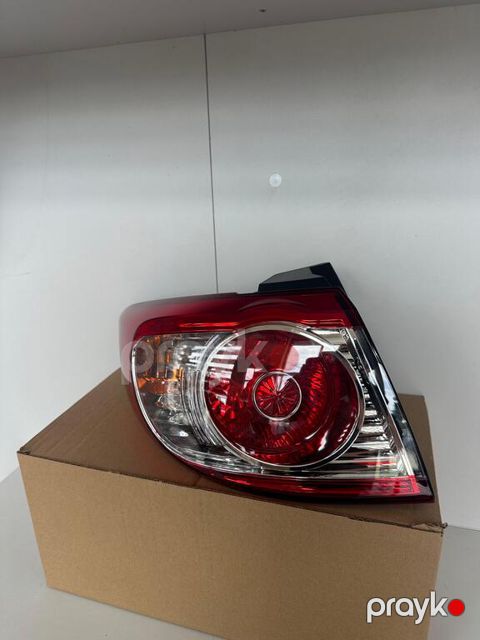 "Hyundai Santa Fe 2013" arxa stop işığı — Bakı