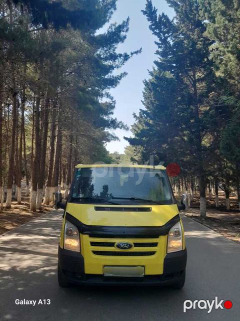 Ford Transit, 2.4 L, 2011 il, 200 000 km — Quba