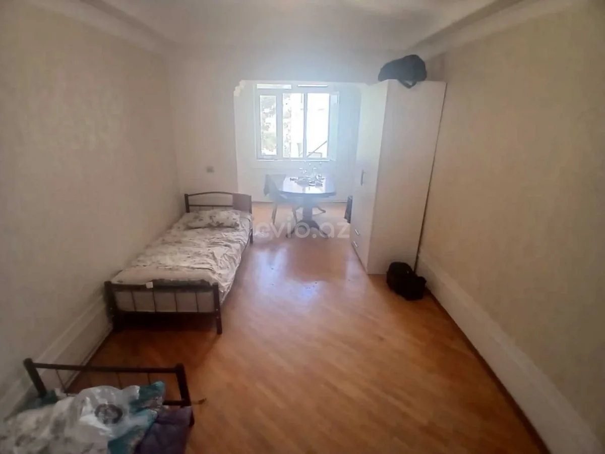 3 otaqlı orta təmirli mənzil satılır 8-ci kilometr qəsəbəsində — Mənzil, Bakı (2)