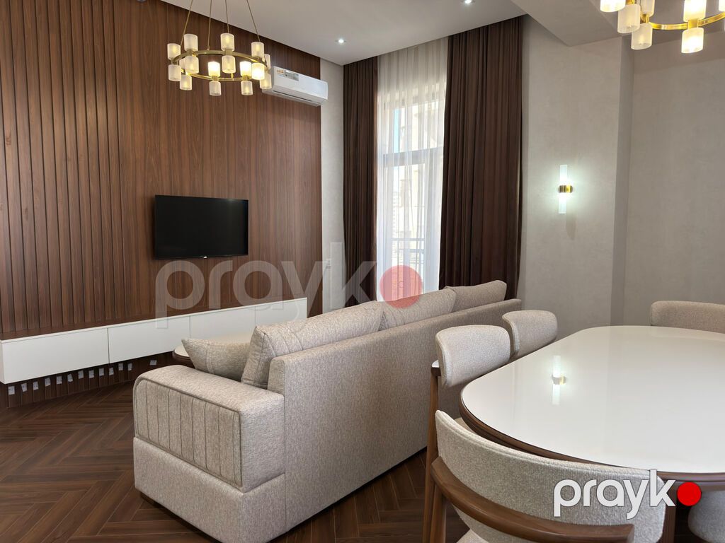 Nəsimi rayonunda yerləşən prestijli Grand Plaza yaşayış kompleksində — Mənzil, Bakı (4)
