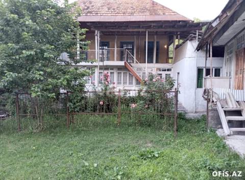 Həyət evləri Satılır Şəki, Şeki Başgöynük kendi bağ evi 2 mertebeli, 5 otaq, 600 m² — Şəki