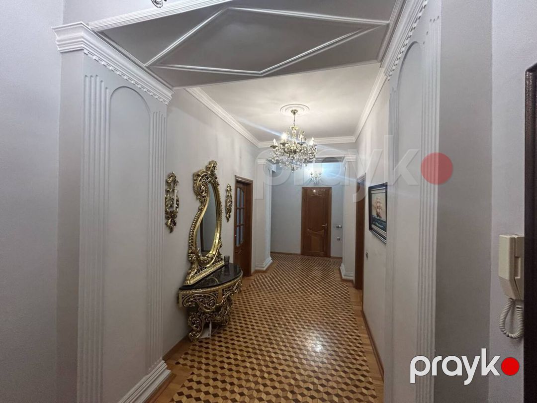 Satılır 4 otaqlı yeni tikili 160 m² — Mənzil, Bakı (2)