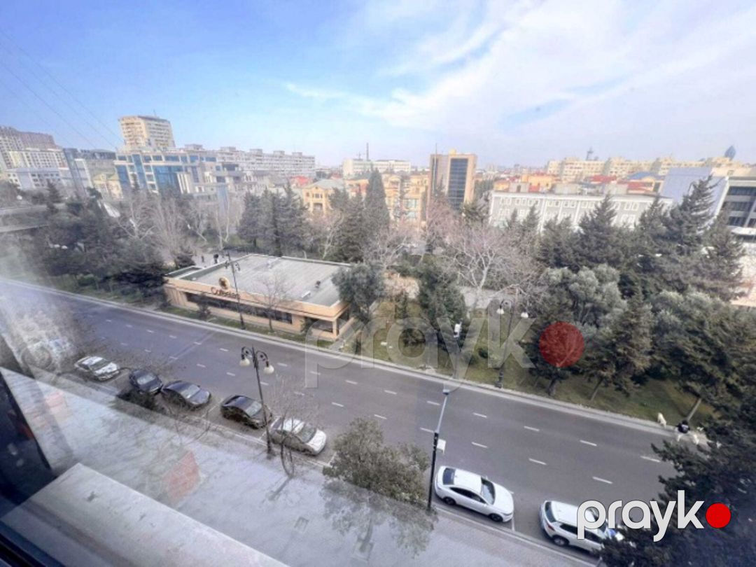 Satılır 2 otaqlı köhnə tikili 65 m² — Mənzil, Bakı (3)
