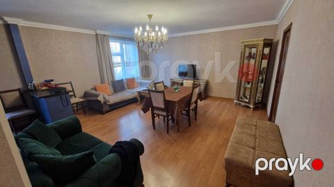 3-otaqlı mənzil, Nizami m., 90 m² — Bakı