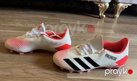 Adidas Predator kramponları - Model: Adidas Predator (yan hissədə — Bakı