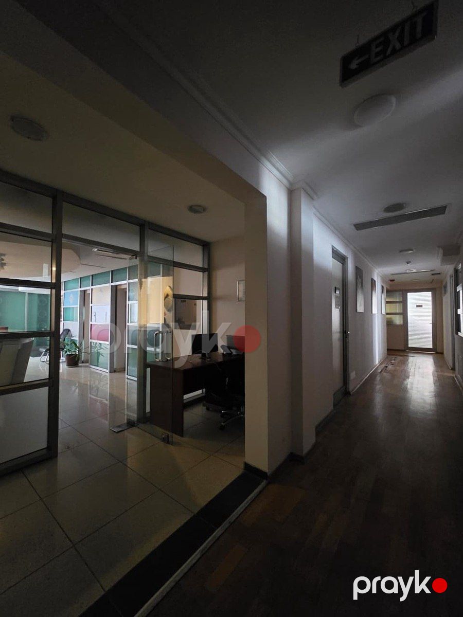 Satılır obyekt 670 m² — Əmlak, Bakı (5)