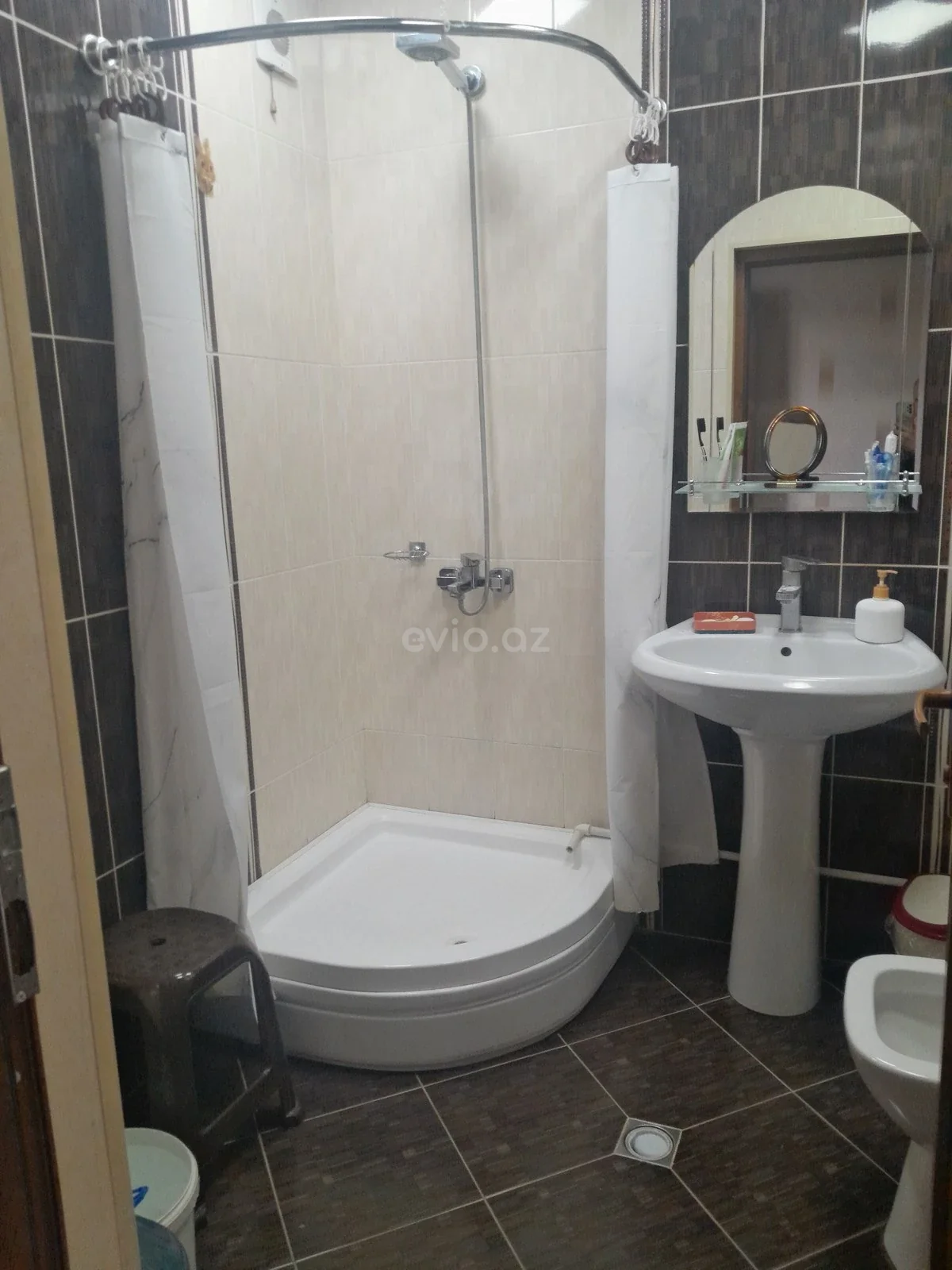 2 otaqlı orta təmirli mənzil satılır Əmircan qəsəbəsində — Mənzil, Bakı (8)