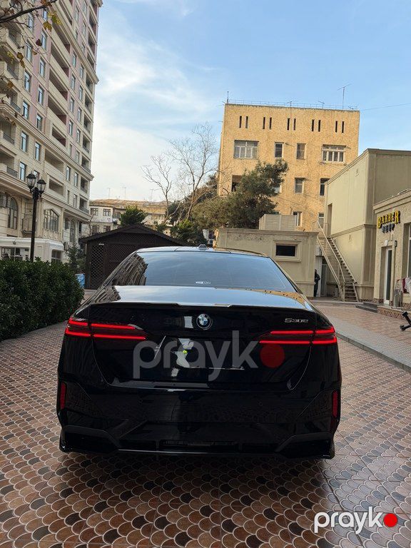 BMW 530e, 2.0 L, 19.4 kWh, 2024 il, 26 000 km — Avtomobillər, Bakı (3)