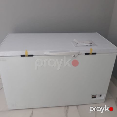 Dondurucular "Uğur" — Bakı