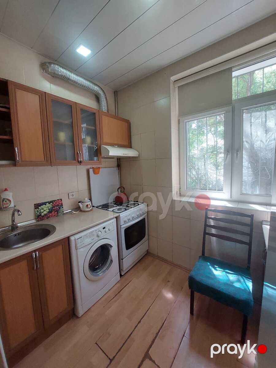 Satılır 2 otaqlı köhnə tikili 55 m² — Mənzil, Bakı (7)