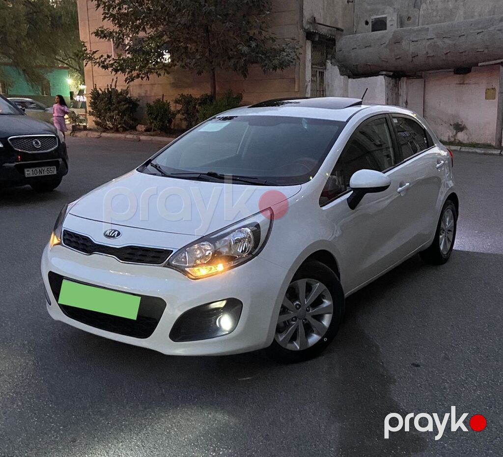 Kia Rio: 1.4 l 2014 il Hetçbek 10-NY-557 — Avtomobillər, Bakı (3)