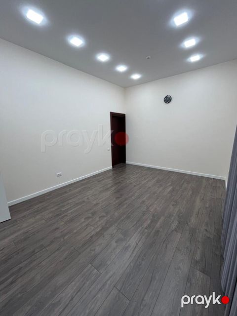 İcarəyə verilir 4 otaqlı ofis 75 m² — Bakı