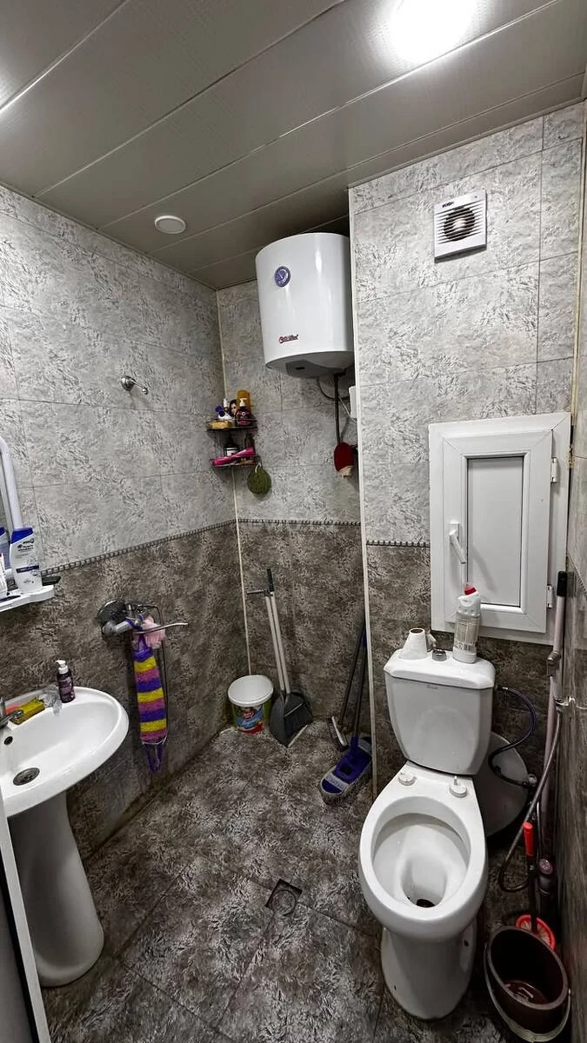 2 otaqlı tam təmirli mənzil satılır 6-cı mikrorayonda — Mənzil, Bakı (11)