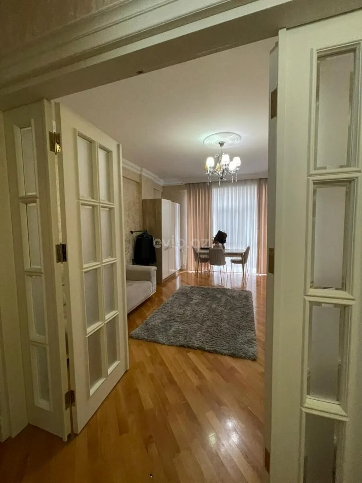 2 otaqlı tam təmirli mənzil satılır 8-ci mikrorayonda — Mənzil, Bakı (2)
