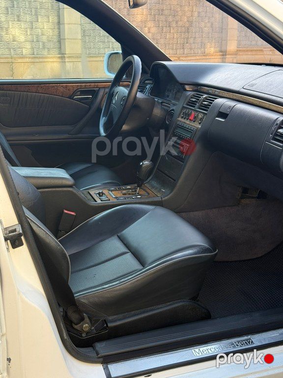 Mercedes E 240, 2.4 L, 2001 il, 350 000 km — Avtomobillər, Bakı (12)