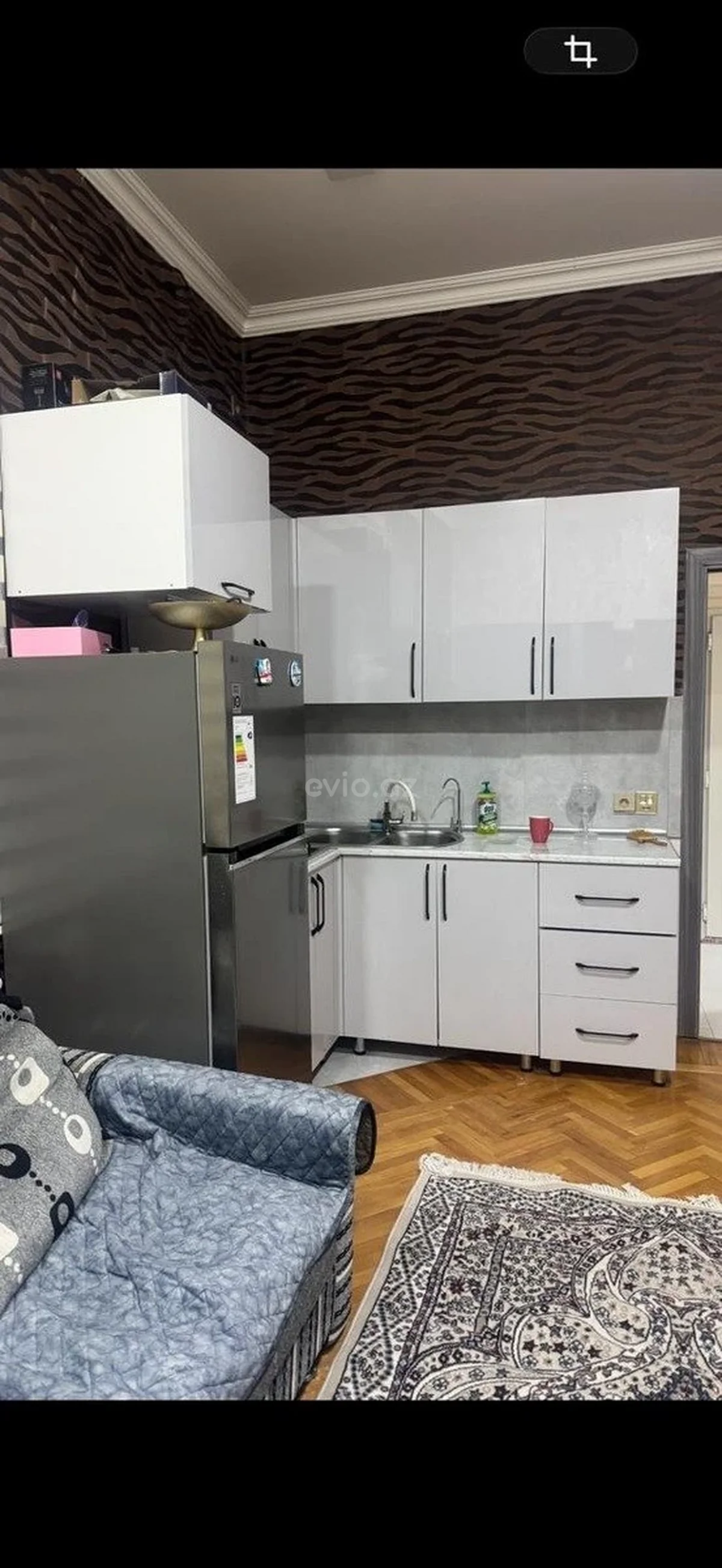 Kirayə 4 otaqlı mənzil 28 May metrosu yaxınlığında — Mənzil, Bakı (8)