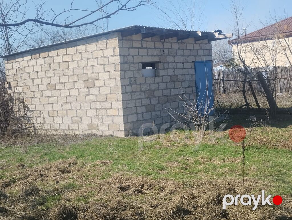 Satılır: Həyətyanı sahəsi və köməkçi tikilisi olan fərdi yaşayış evi — Ev, villa, Bakı (2)