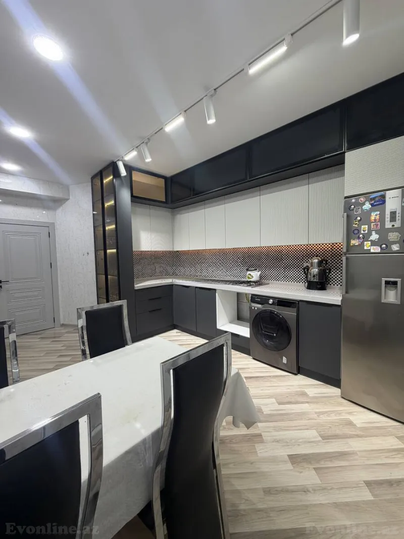 Satılır 3 otaqlı Mənzil Yeni tikili 115 m² Bakı, Xətai r., Həzi Aslanov m., Həzi Aslanov — Mənzil, Bakı (2)