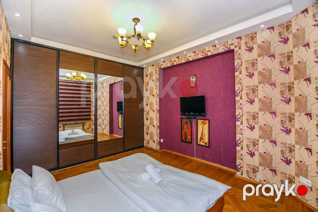 İcarəyə verilir 4 otaqlı köhnə tikili 140 m² — Mənzil, Bakı (10)