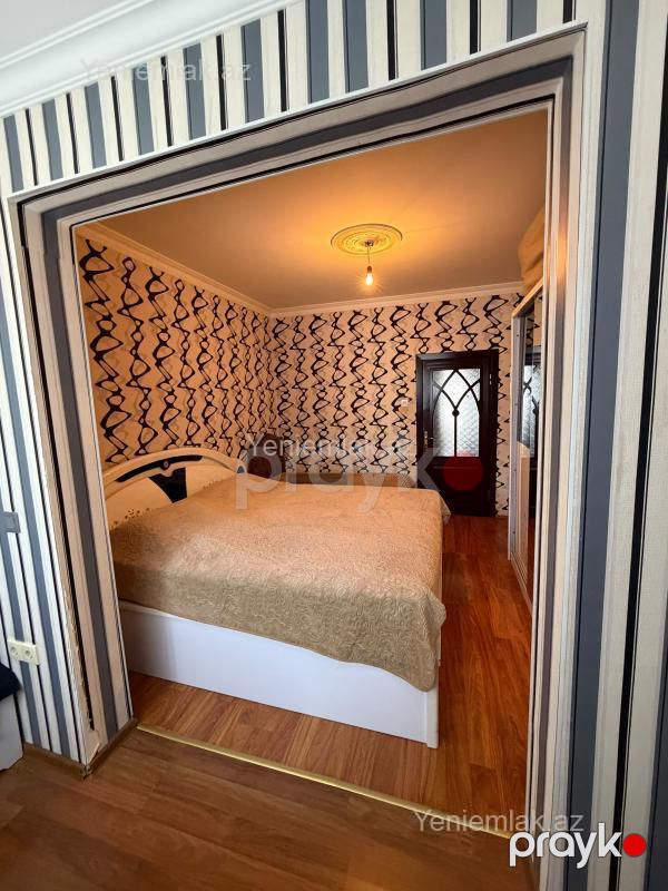 Satılır 4 otaqlı Bina evi menzil (Köhnə tikili), 110 m², Binəqədi rayonu — Mənzil, Bakı (11)