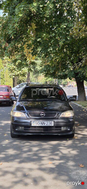 Opel Astra, 1.8 L, 1999 il, 355 640 km — Qax