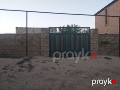 Satılır 2 otaqlı həyət evi/bağ evi 80 m² — Bakı