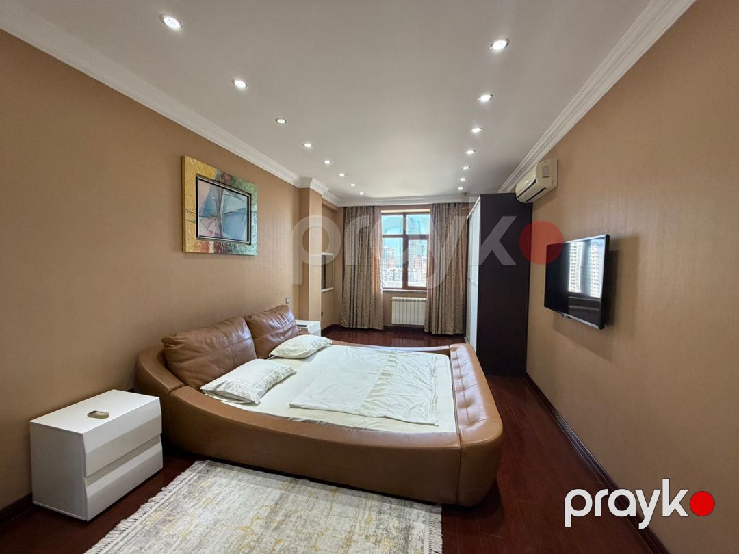 Satılır 4 otaqlı yeni tikili 180 m² — Mənzil, Bakı (11)