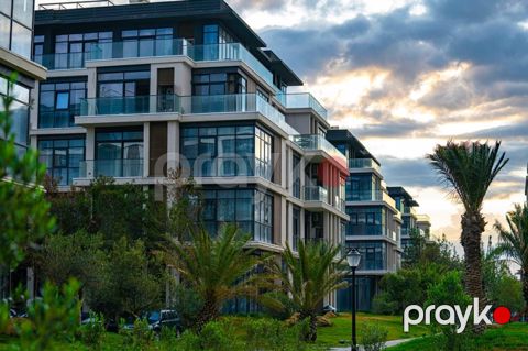 Satılır 3 otaqlı yeni tikili 90 m² — Bakı