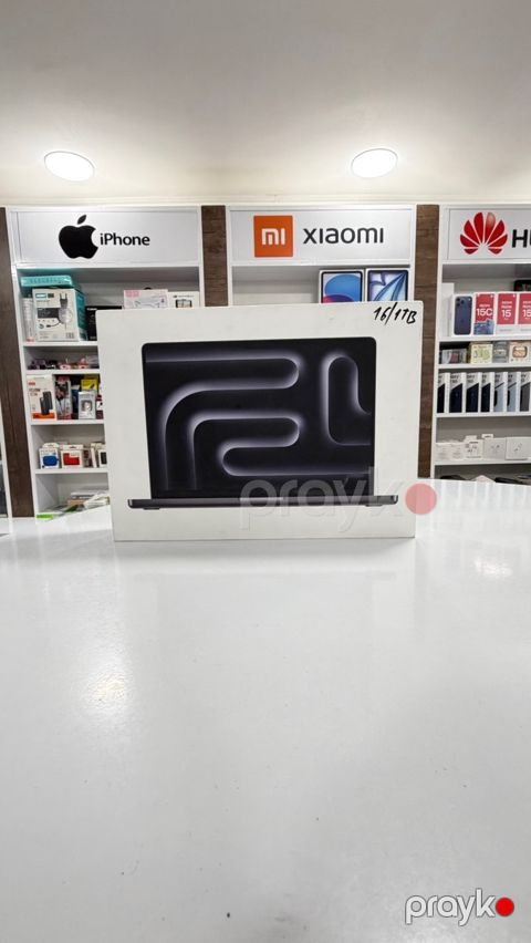 Apple Macbook Pro 14 inc M5 16/1 TB — Bakı