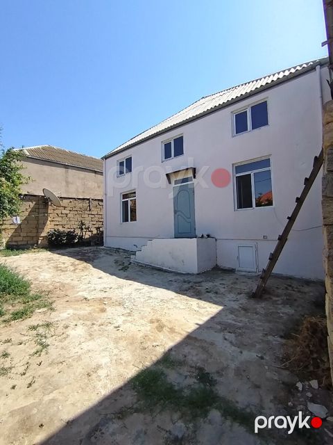 Həyət evi, Binəqədi qəs — Bakı