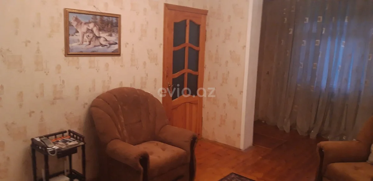 2 otaqlı orta təmirli mənzil satılır 1-ci mikrorayonda — Mənzil, Bakı (2)