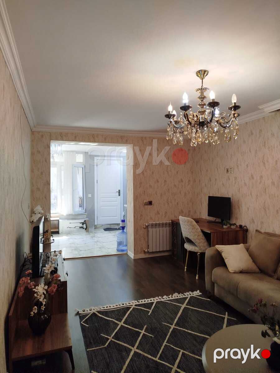 Satılır 2 otaqlı köhnə tikili 70 m² — Mənzil, Bakı (2)