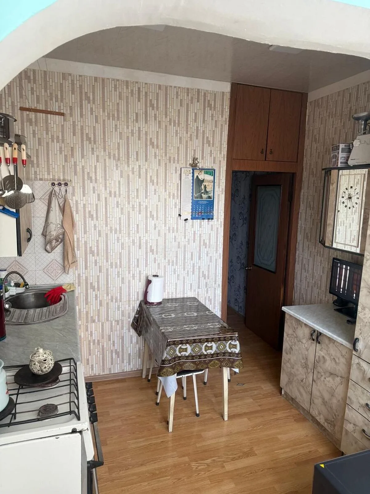 1 otaqlı orta təmirli mənzil satılır Köhnə Günəşli qəsəbəsində — Mənzil, Bakı (11)