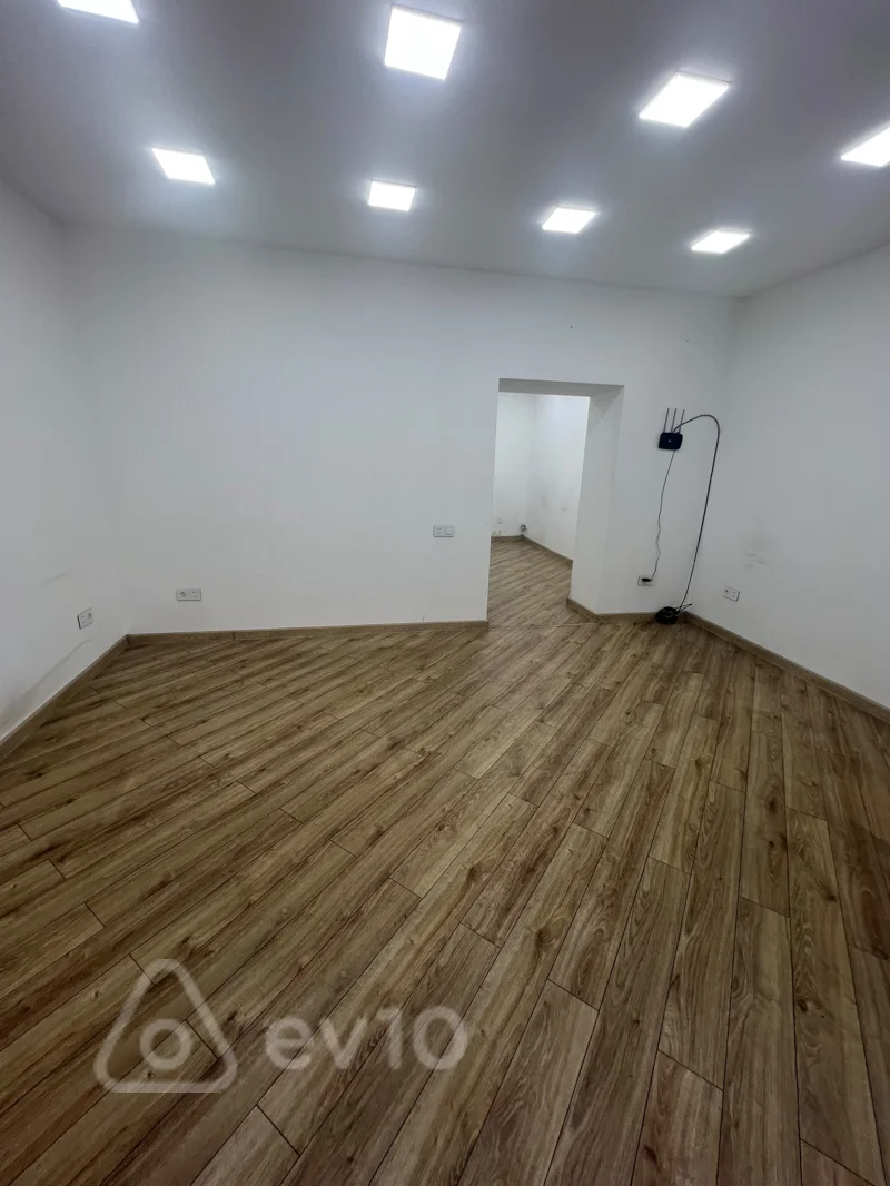 Obyekt, 38 m², 28 May Metrosu,Ceyhun Hacıbəyli küçəsi — kirayə — Əmlak, Bakı (2)