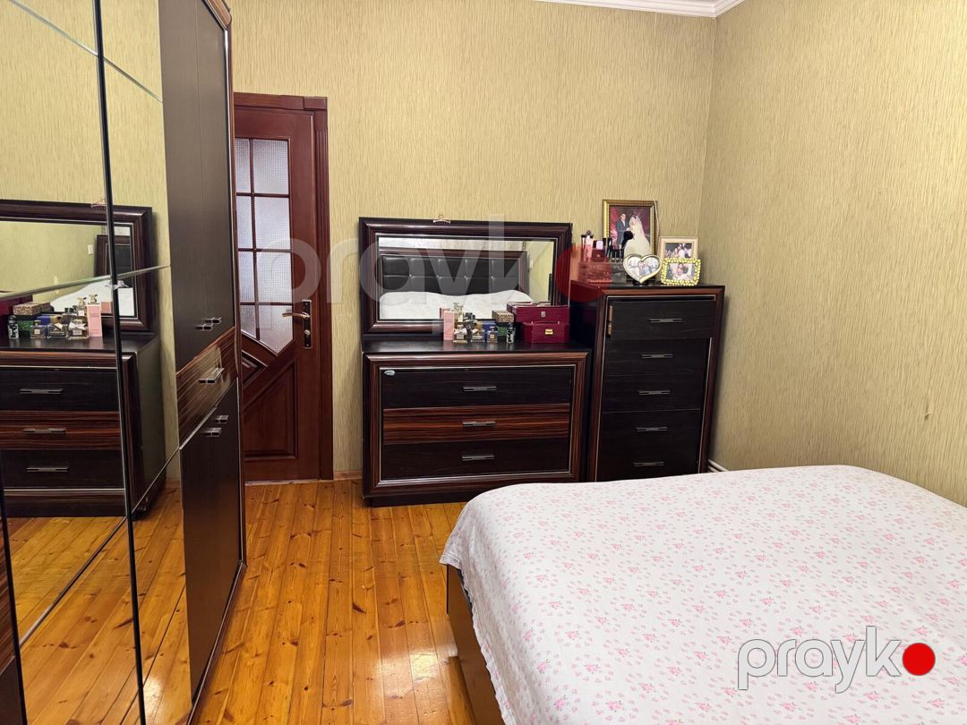 Satılır 4 otaqlı köhnə tikili 100 m² — Mənzil, Bakı (8)