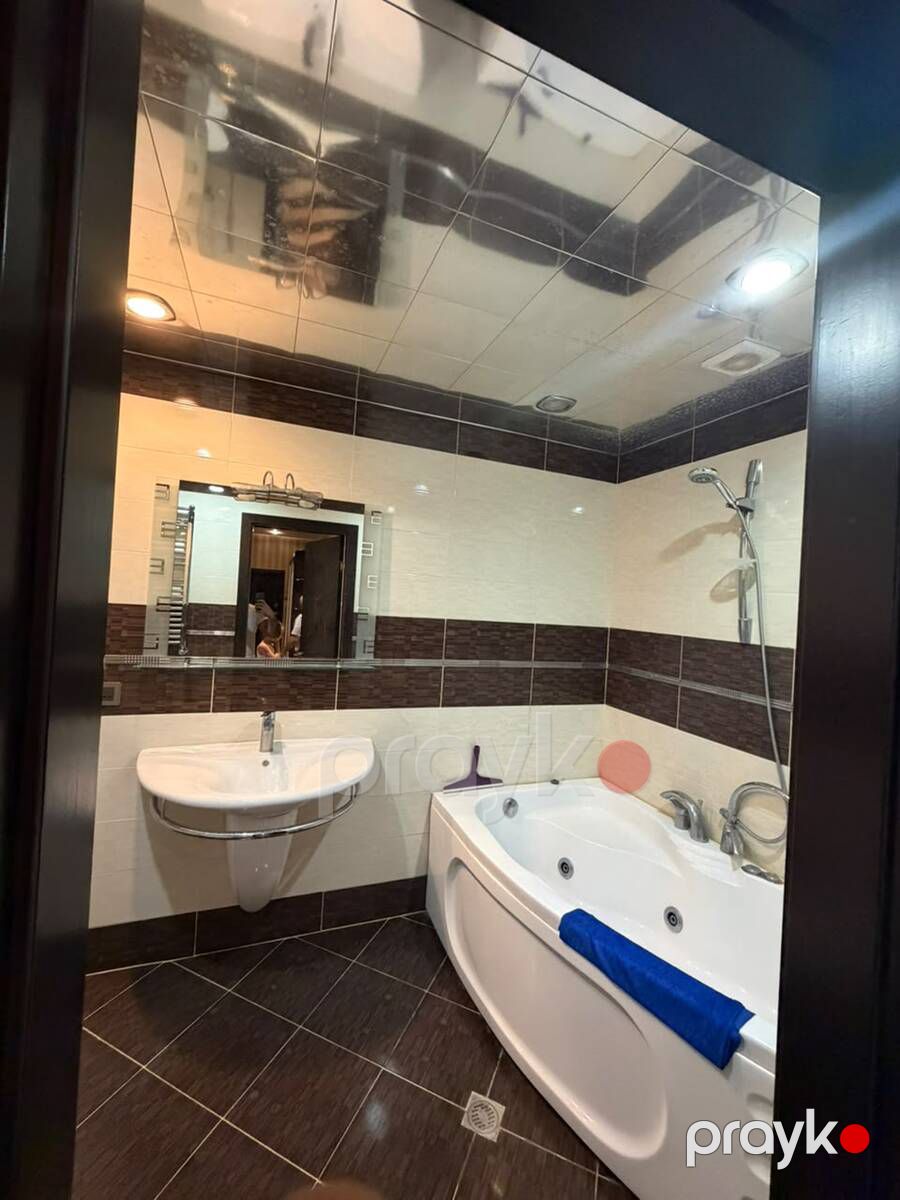 İcarəyə verilir 3 otaqlı yeni tikili 135 m² — Mənzil, Bakı (9)