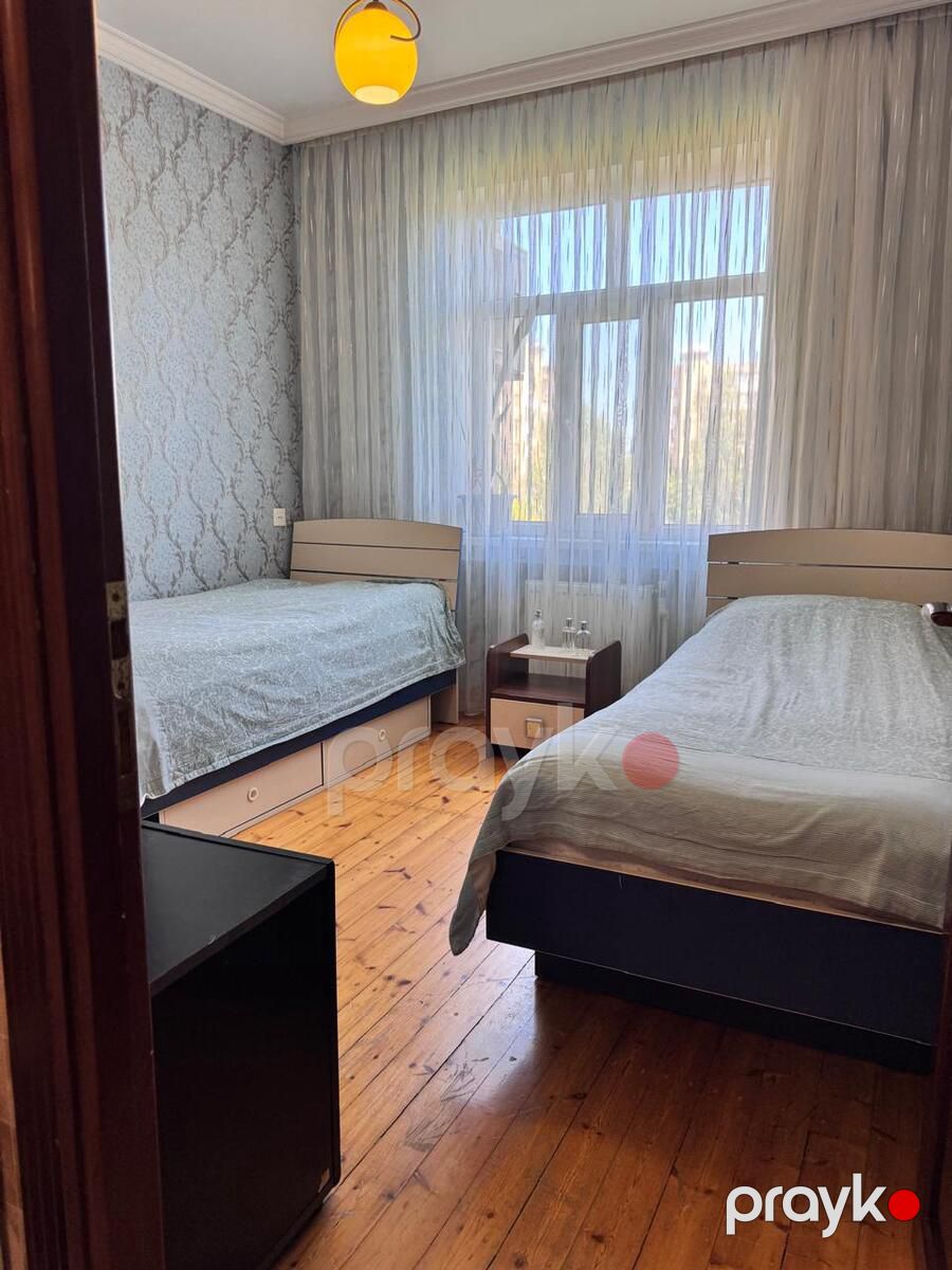 Satılır 4 otaqlı köhnə tikili 100 m² — Mənzil, Bakı (9)