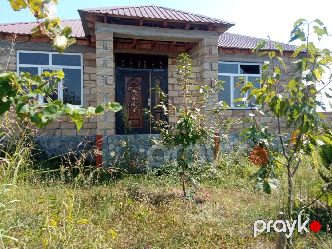 Satılır 4 otaqlı həyət evi/bağ evi 120 m² — Ev, villa, Şəki (2)