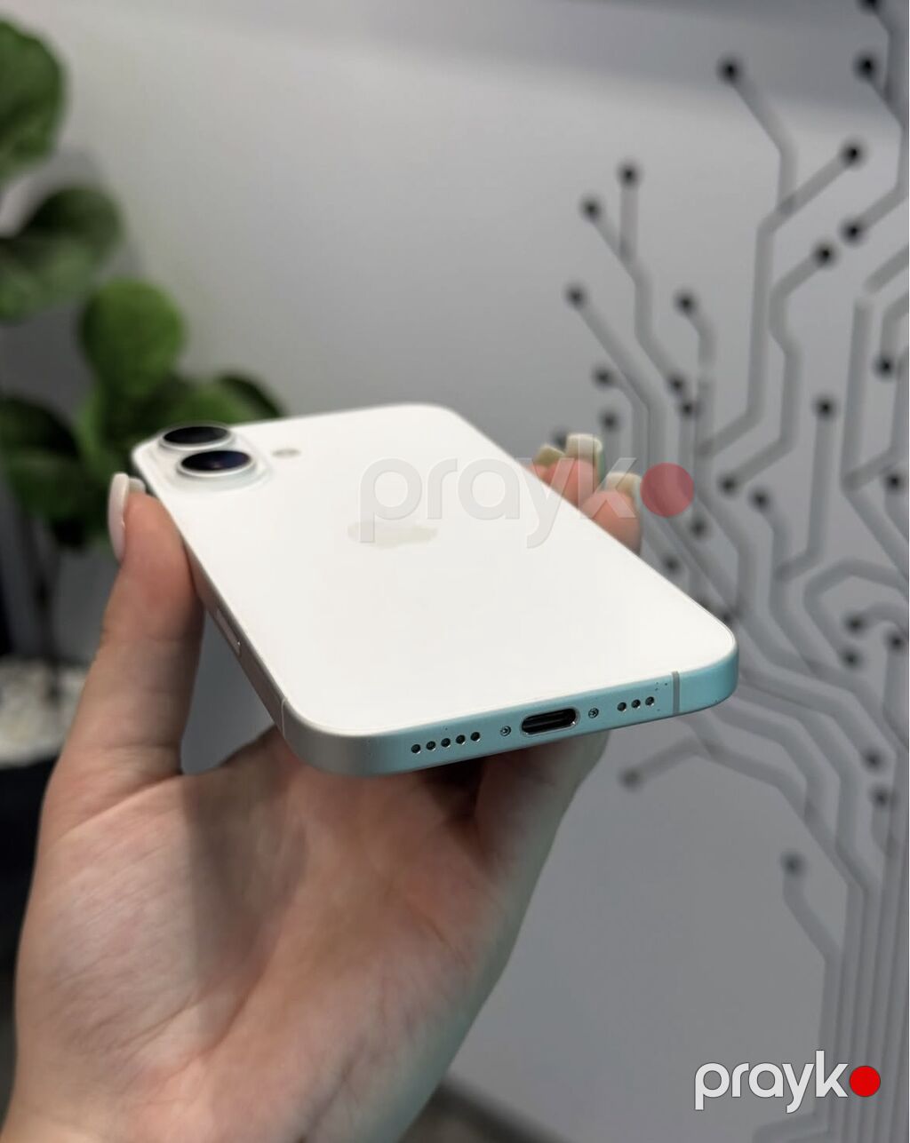 IPhone 16, 128 GB, Ağ, Zəmanət, Simsiz şarj, Face ID — Apple iPhone, Bakı (7)