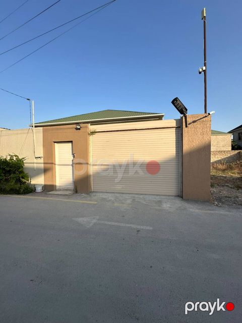 Satılır 4 otaqlı həyət evi/bağ evi 160 m² — Bakı
