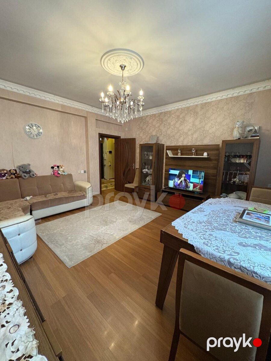 2-otaqlı mənzil, 28 May m., 70 m² — Mənzil, Bakı (3)